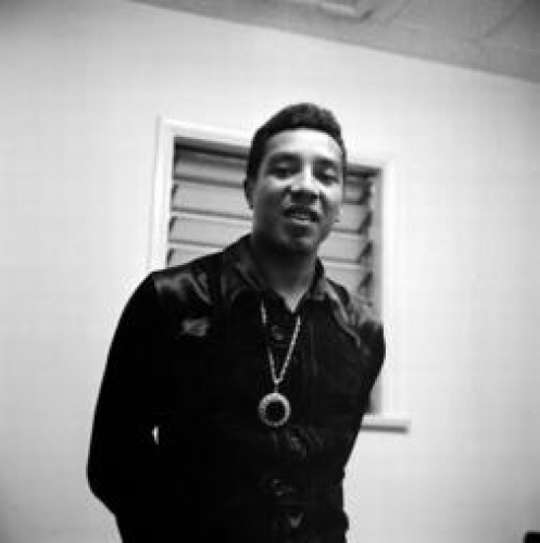 Smokey Robinson - Being With You 